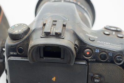 Sony a57 mit Sony 11-18mm Objektiv
Die Kamera befindet sich derzeit in der Kombi fÃ¼r Untertageaufnahmen im Einsatz
Schlüsselwörter: Sony a57 mit Sony 11-18mm Objektiv