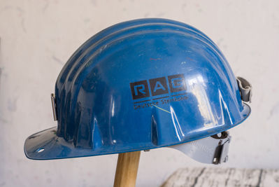 RAG Helm blau 
Die blaue Helmfarbe steht fÃ¼r Handwerker wie z.B. Elektriker und  Schlosser.
Schuberth Helm.
