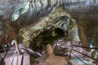 Schlüsselwörter: Grottes de Remouchamps