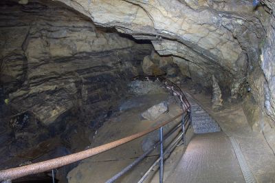 Schlüsselwörter: Grottes de Remouchamps