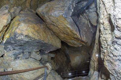 Schlüsselwörter: Grottes de Remouchamps