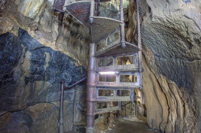 Schlüsselwörter: Grottes de Remouchamps