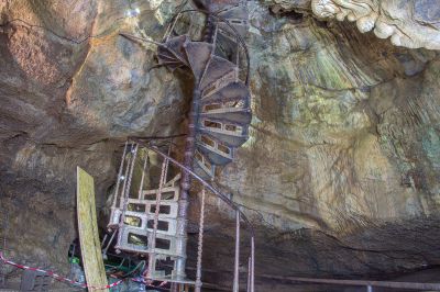 Schlüsselwörter: Grottes de Remouchamps