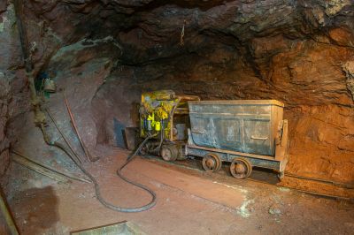 GeoInformationszentrum Besucherbergwerk Grube Fortuna
Schlüsselwörter: GeoInformationszentrum Besucherbergwerk Grube Fortuna