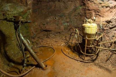 GeoInformationszentrum Besucherbergwerk Grube Fortuna
Schlüsselwörter: GeoInformationszentrum Besucherbergwerk Grube Fortuna