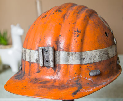 Grubenwehr Helm Bergwerk Ost
Ein originaler Grubenwehr Helm mit Patina vom Bergwerk Ost
Schlüsselwörter: Ruhrkohle;RAG;Helm;Grubenwehr;Bergwerk Ost