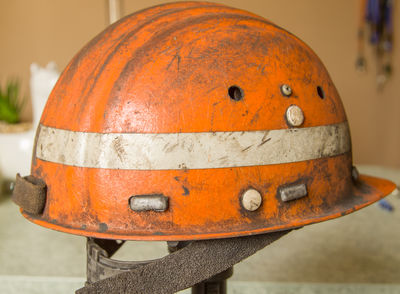 Grubenwehr Helm Bergwerk Ost
Ein originaler Grubenwehr Helm mit Patina vom Bergwerk Ost
Schlüsselwörter: Ruhrkohle;RAG;Helm;Grubenwehr;Bergwerk Ost