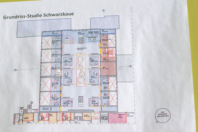 Schlüsselwörter: Heinrich Robert CreativRevier Fototour Besuch 05 2022