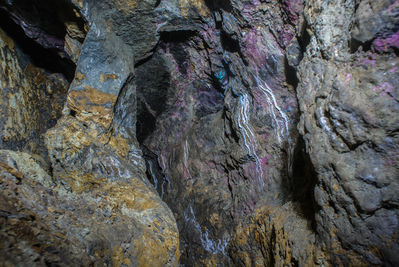 Blau = Kupfervitiriol , Rosa = KobaldblÃ¼te
Blau = Kupfervitiriol , Rosa = KobaldblÃ¼te
