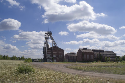 Bergwerk Niederberg Schacht 1 und 2
Schlüsselwörter: Bergwerk Niederberg Schacht 1 und 2