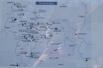 K + S SalzfÃ¶rderung Schacht Riedel  Infotasfel Liste der Standorte Bergwerke
Schlüsselwörter: Riedel;Bergwerk;FÃ¶rdertum;Schacht;Infotafel
