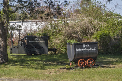 K + S SalzfÃ¶rderung Schacht Riedel  Alte Lock und Lore
Schlüsselwörter: Riedel;Bergwerk;FÃ¶rdertum;Schacht