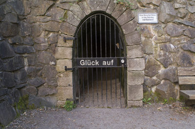Besucherbergwerk Grube Gustav am MeiÃŸner - Stollenmundloch
Schlüsselwörter: Grube Gustav;MeiÃŸner;Besucherbergwerk