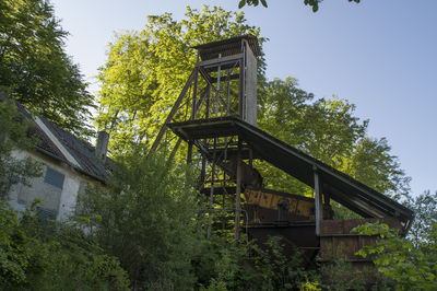 Industriedenkmal Kalkspatgrube GrÃ¼berg 2
Schlüsselwörter: Industriedenkmal;kalkspatgrube;GrÃ¼nberg 2;ThÃ¼len;Kalkspat;Verladung